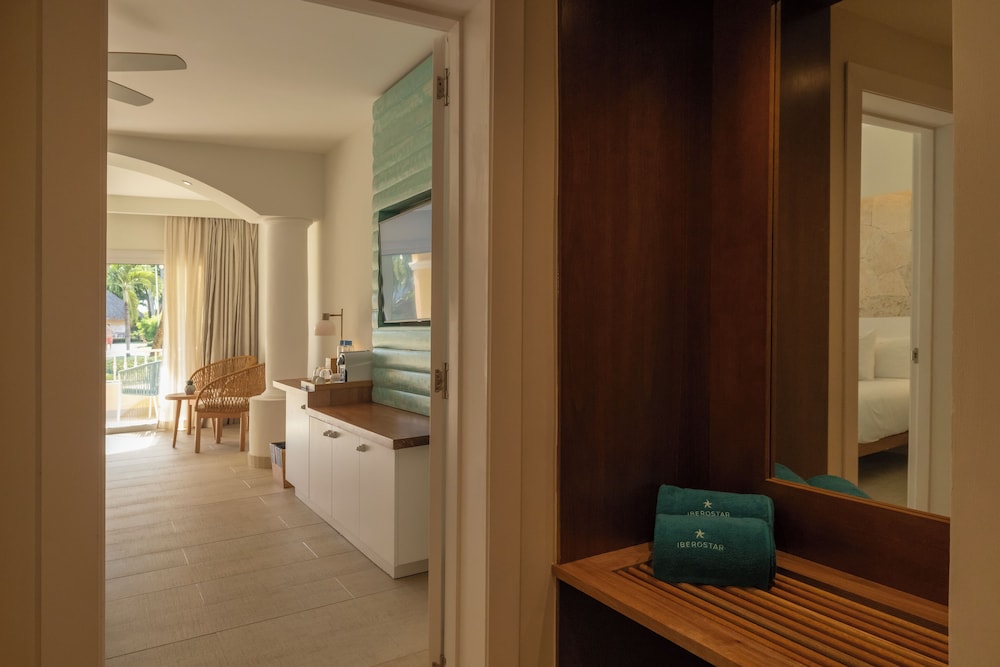 Iberostar Selection Hacienda Dominicus - All Inclusive — Hotel rooms in Bayahibe, La Altagracia