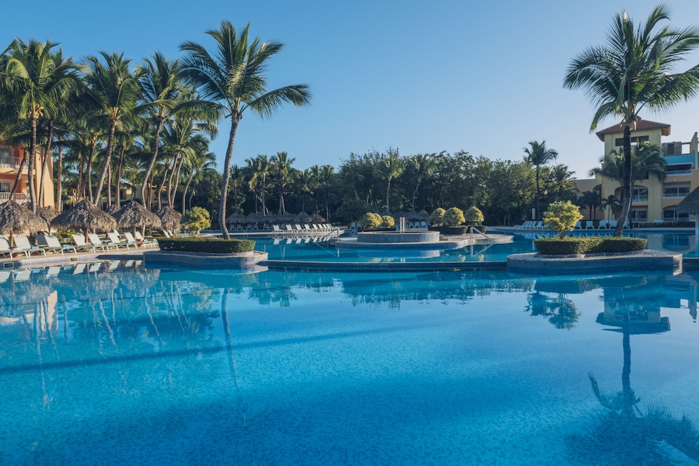 Iberostar Selection Hacienda Dominicus - All Inclusive — Swimming pool in Bayahibe, La Altagracia