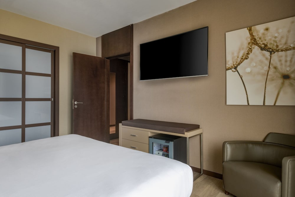 AC Hotel by Marriott Ciutat de Palma — Hotel rooms in Palma de Mallorca, Balearic Islands