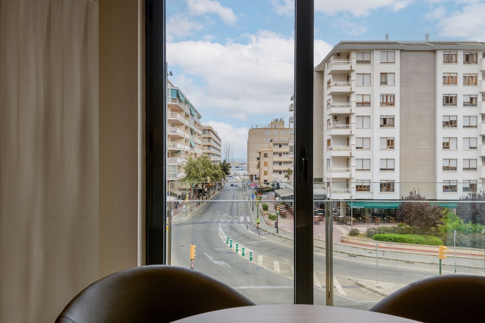 AC Hotel by Marriott Ciutat de Palma — Hotel rooms in Palma de Mallorca, Balearic Islands