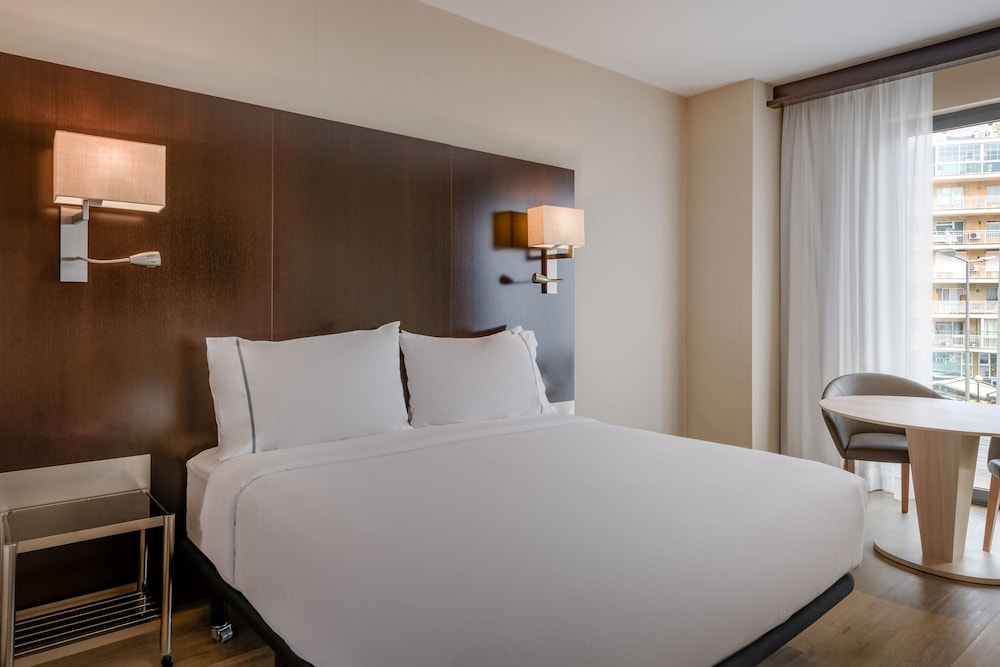 AC Hotel by Marriott Ciutat de Palma — Hotel rooms in Palma de Mallorca, Balearic Islands