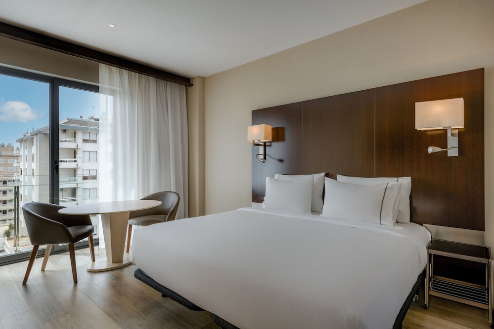 AC Hotel by Marriott Ciutat de Palma — Hotel rooms in Palma de Mallorca, Balearic Islands