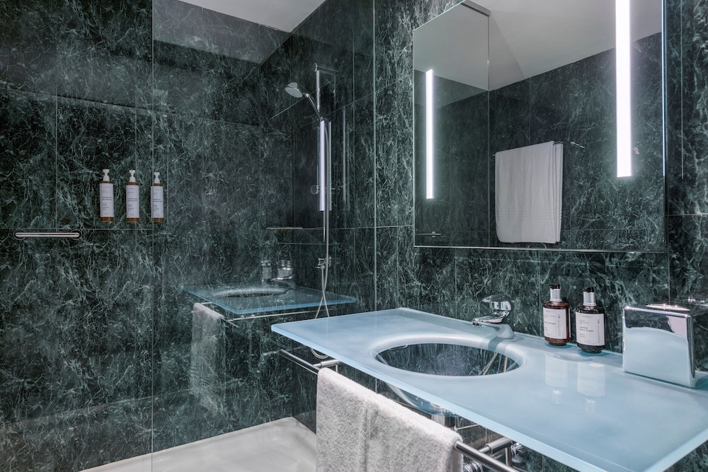 AC Hotel by Marriott Ciutat de Palma — Hotel rooms in Palma de Mallorca, Balearic Islands