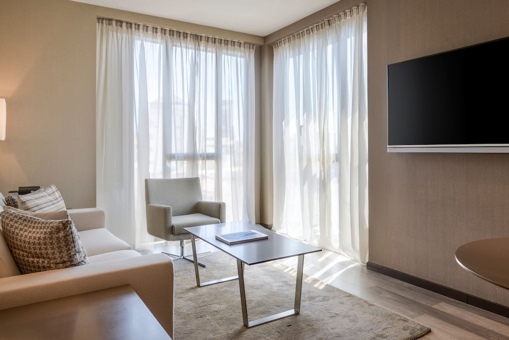 AC Hotel by Marriott Ciutat de Palma — Hotel rooms in Palma de Mallorca, Balearic Islands