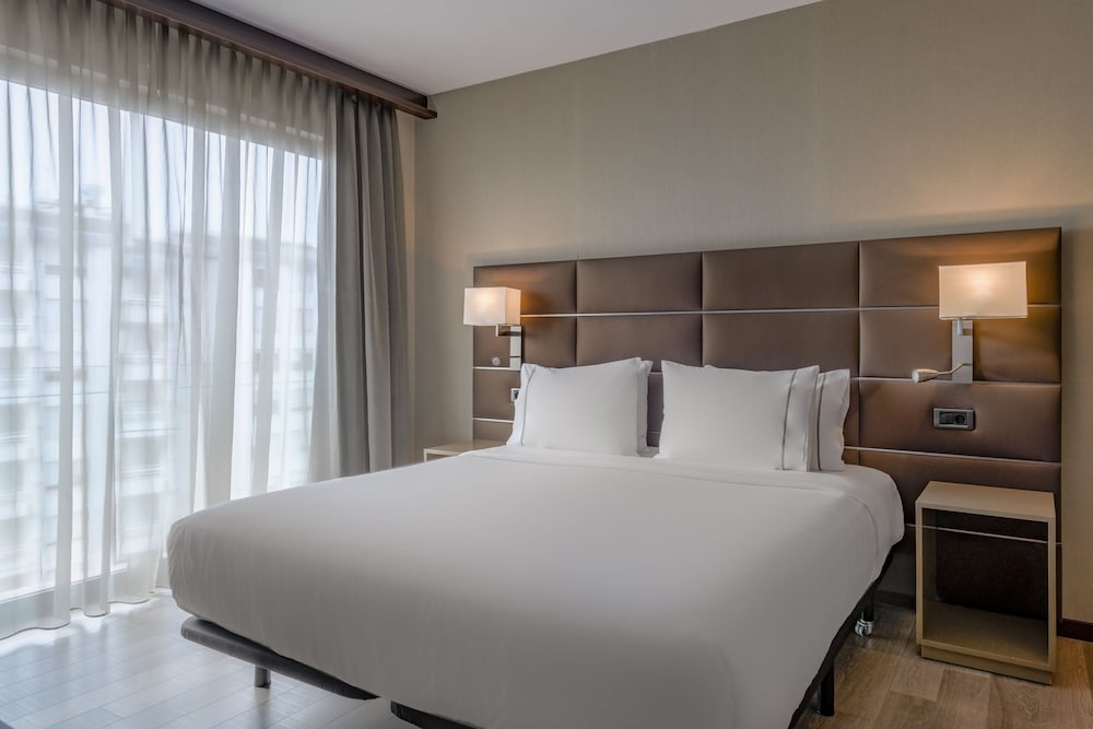 AC Hotel by Marriott Ciutat de Palma — Hotel rooms in Palma de Mallorca, Balearic Islands