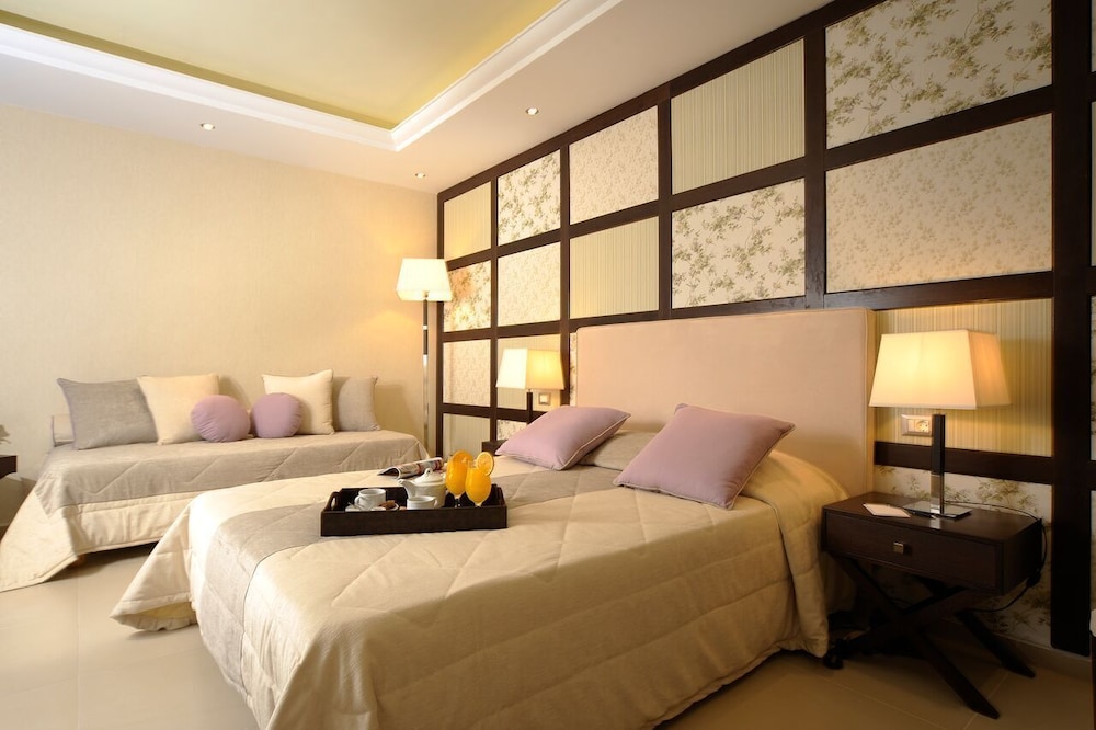 Theartemis Palace — Rooms in Rethymnon