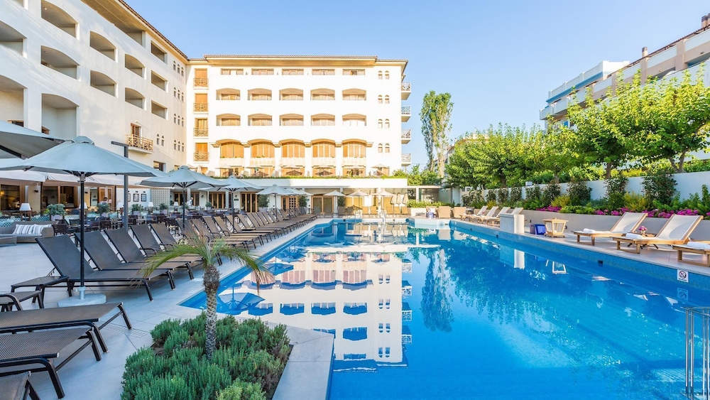 Theartemis Palace — Main photo in Rethymnon