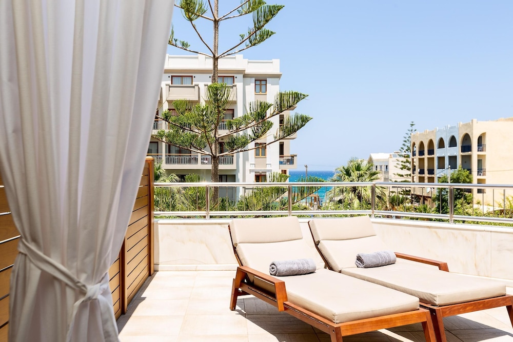 Theartemis Palace — Rooms in Rethymnon