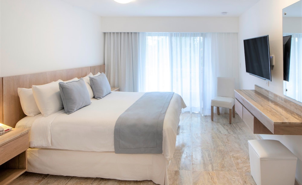 Viva Dominicus Palace by Wyndham, A Trademark Resort — Hotel rooms in Bayahibe, La Altagracia
