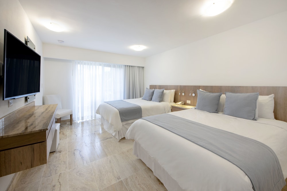 Viva Dominicus Palace by Wyndham, A Trademark Resort — Hotel rooms in Bayahibe, La Altagracia