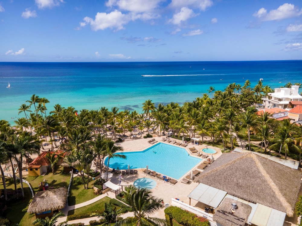 Viva Dominicus Palace by Wyndham, A Trademark Resort — Main photo in Bayahibe, La Altagracia