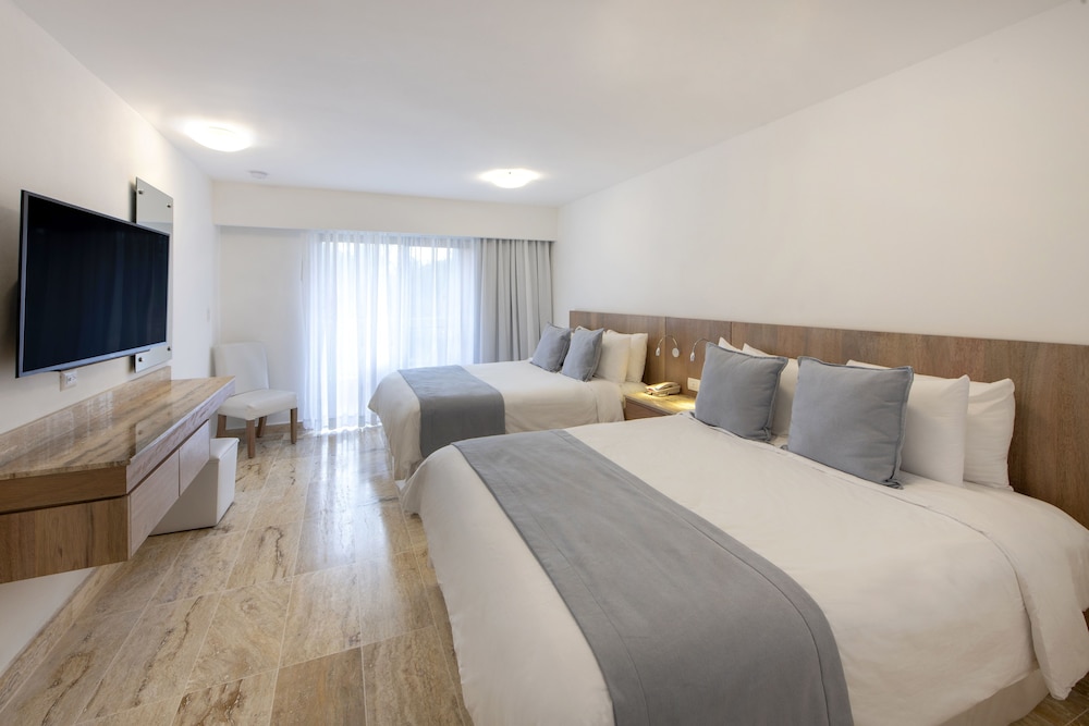 Viva Dominicus Palace by Wyndham, A Trademark Resort — Hotel rooms in Bayahibe, La Altagracia