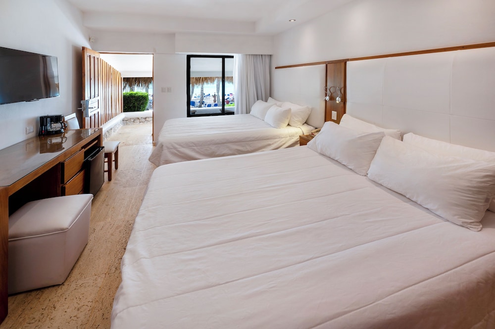 Viva Dominicus Beach by Wyndham, A Trademark All Inclusive — Hotel rooms in Bayahibe, La Altagracia