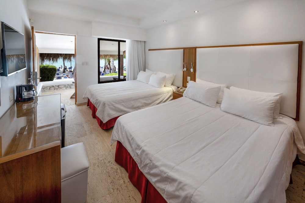 Viva Dominicus Beach by Wyndham, A Trademark All Inclusive — Hotel rooms in Bayahibe, La Altagracia