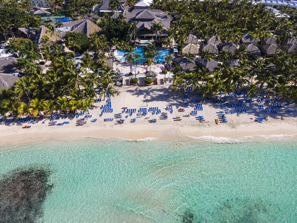 Viva Dominicus Beach by Wyndham, A Trademark All Inclusive — Main photo in Bayahibe, La Altagracia