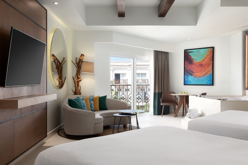 Hyatt Vivid Playa Del Carmen - Adults Only - All Inclusive — Rooms in Playa del Carmen, Quintana Roo