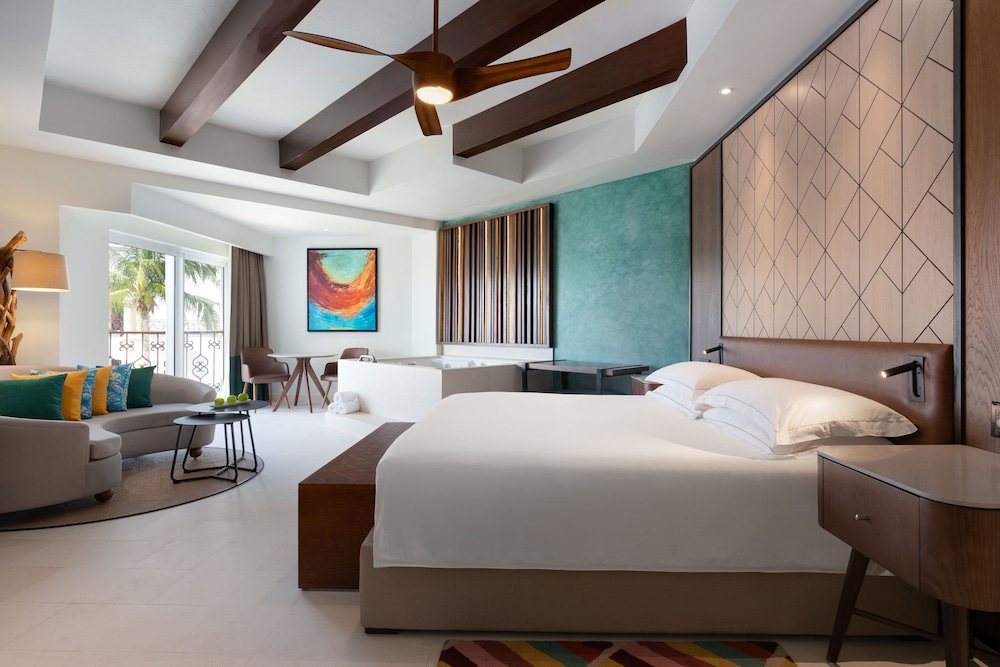 Hyatt Vivid Playa Del Carmen - Adults Only - All Inclusive — Rooms in Playa del Carmen, Quintana Roo