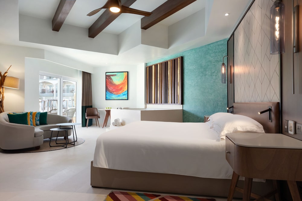 Hyatt Vivid Playa Del Carmen - Adults Only - All Inclusive — Rooms in Playa del Carmen, Quintana Roo