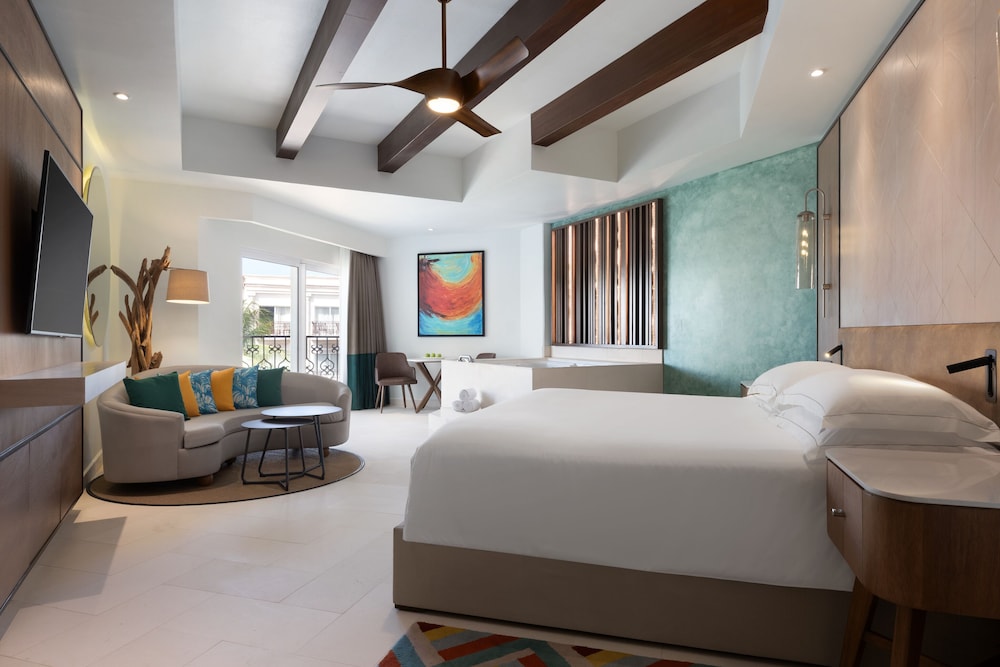 Hyatt Vivid Playa Del Carmen - Adults Only - All Inclusive — Rooms in Playa del Carmen, Quintana Roo