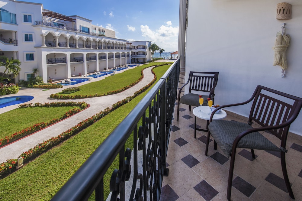 Hyatt Vivid Playa Del Carmen - Adults Only - All Inclusive — View in Playa del Carmen, Quintana Roo