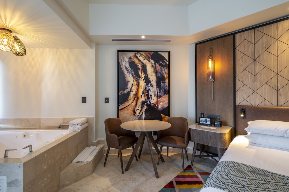 Hyatt Vivid Playa Del Carmen - Adults Only - All Inclusive — Rooms in Playa del Carmen, Quintana Roo