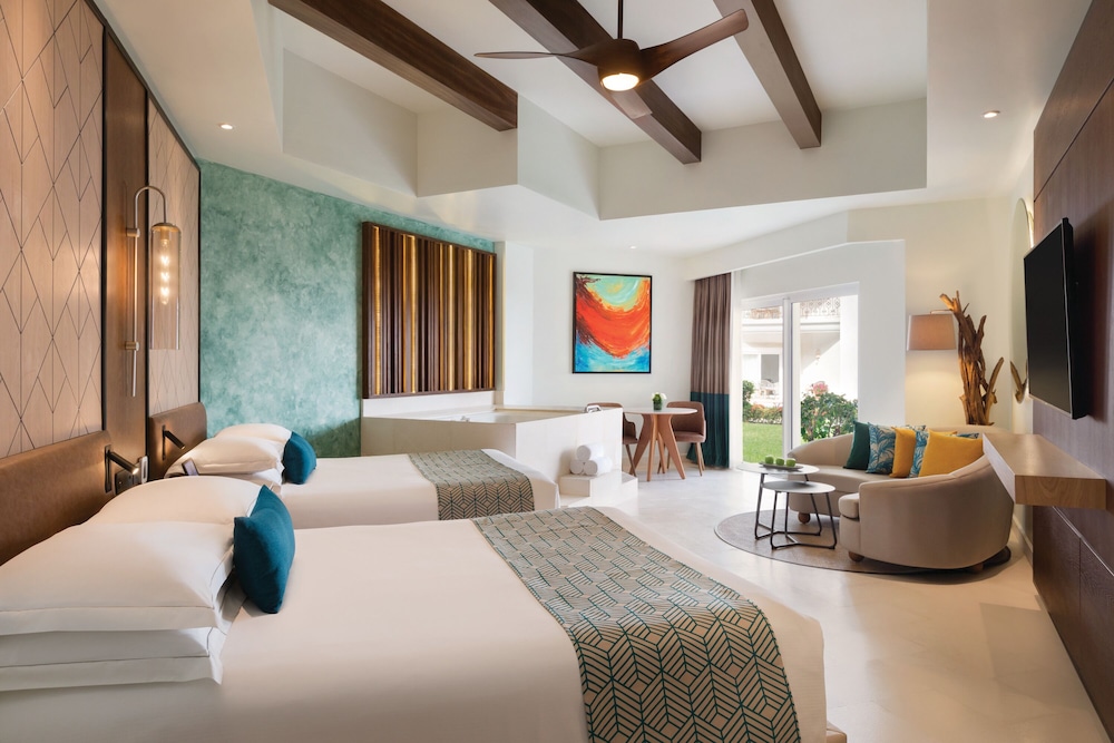 Hyatt Vivid Playa Del Carmen - Adults Only - All Inclusive — Rooms in Playa del Carmen, Quintana Roo