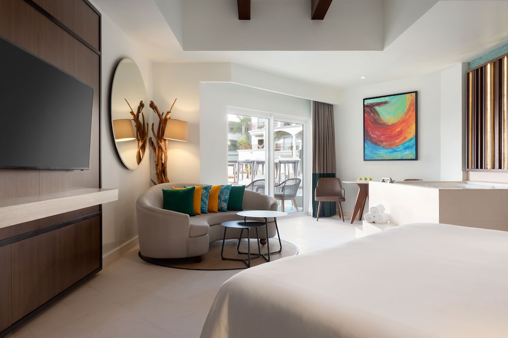 Hyatt Vivid Playa Del Carmen - Adults Only - All Inclusive — Rooms in Playa del Carmen, Quintana Roo
