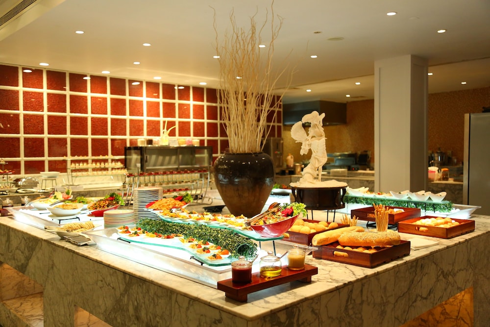 Taj Bentota Resort & Spa — Restaurant in Bentota