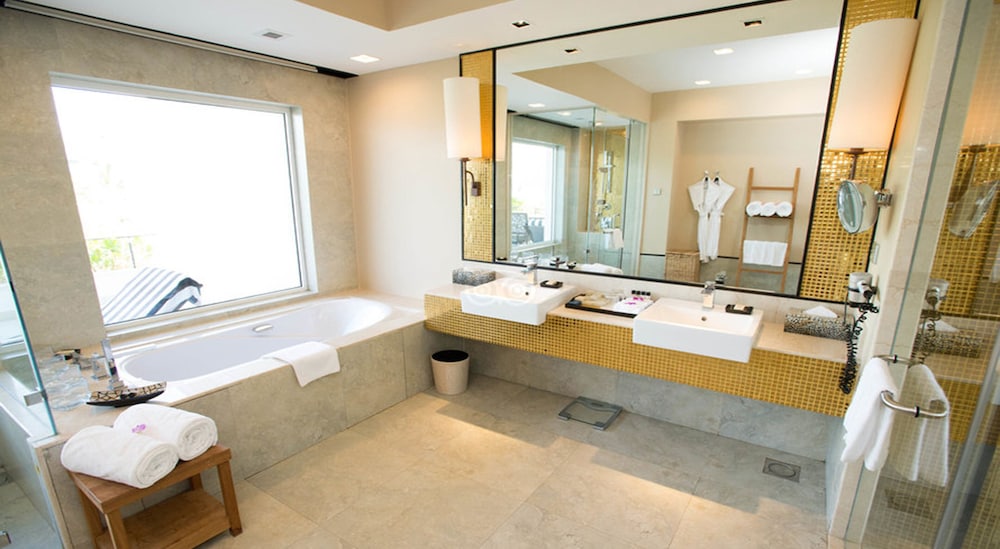 Taj Bentota Resort & Spa — Rooms in Bentota