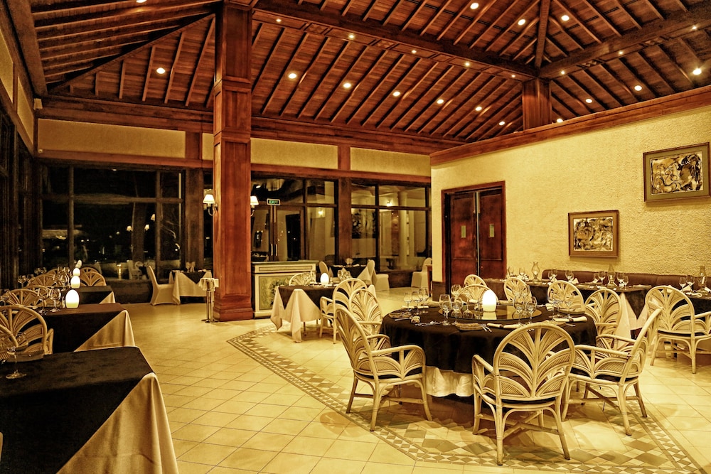 Taj Bentota Resort & Spa — Restaurant in Bentota