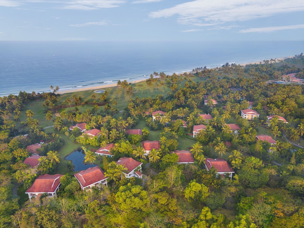 Taj Exotica Resort & Spa, Goa — Hotel building in Benaulim, Goa