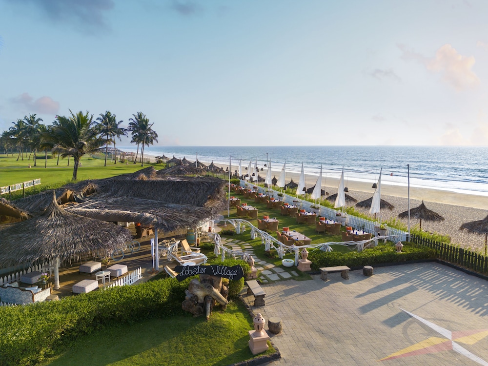 Taj Exotica Resort & Spa, Goa — Restaurant & bars in Benaulim, Goa