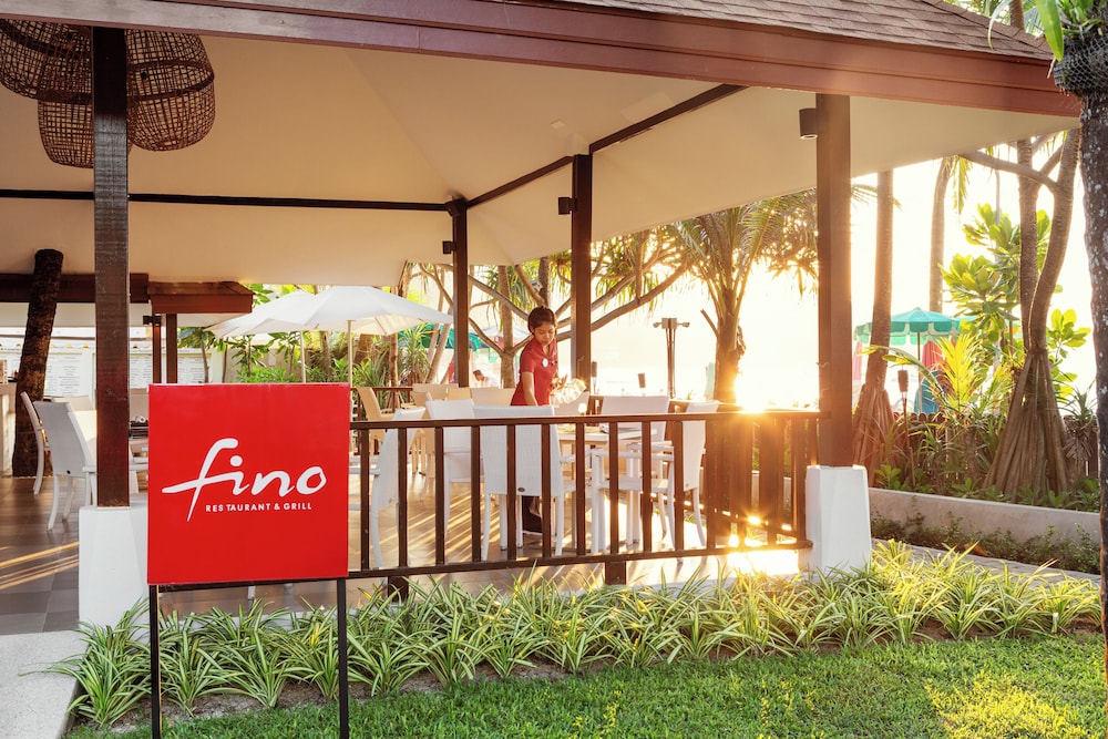 Sunwing Kamala Beach — Restaurant in Kamala, Phuket Province