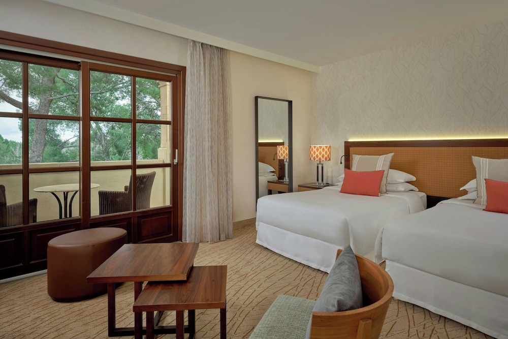 Sheraton Mallorca Arabella Golf Hotel — Hotel rooms in Palma de Mallorca, Balearic Islands