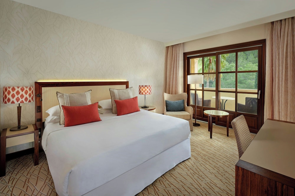 Sheraton Mallorca Arabella Golf Hotel — Hotel rooms in Palma de Mallorca, Balearic Islands