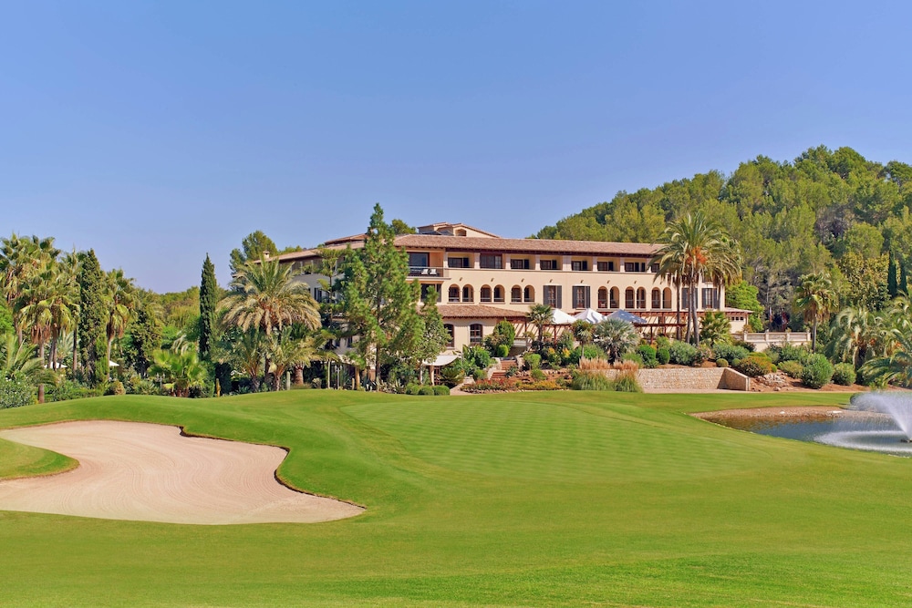 Sheraton Mallorca Arabella Golf Hotel — Hotel building in Palma de Mallorca, Balearic Islands