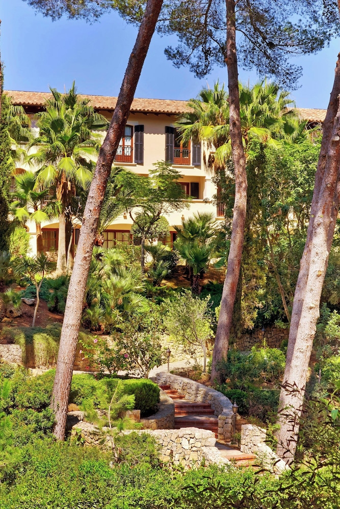 Sheraton Mallorca Arabella Golf Hotel — Hotel building in Palma de Mallorca, Balearic Islands