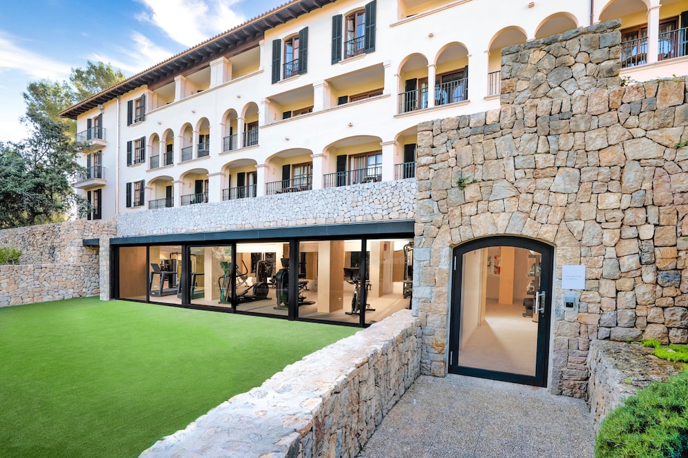 Sheraton Mallorca Arabella Golf Hotel — Hotel building in Palma de Mallorca, Balearic Islands