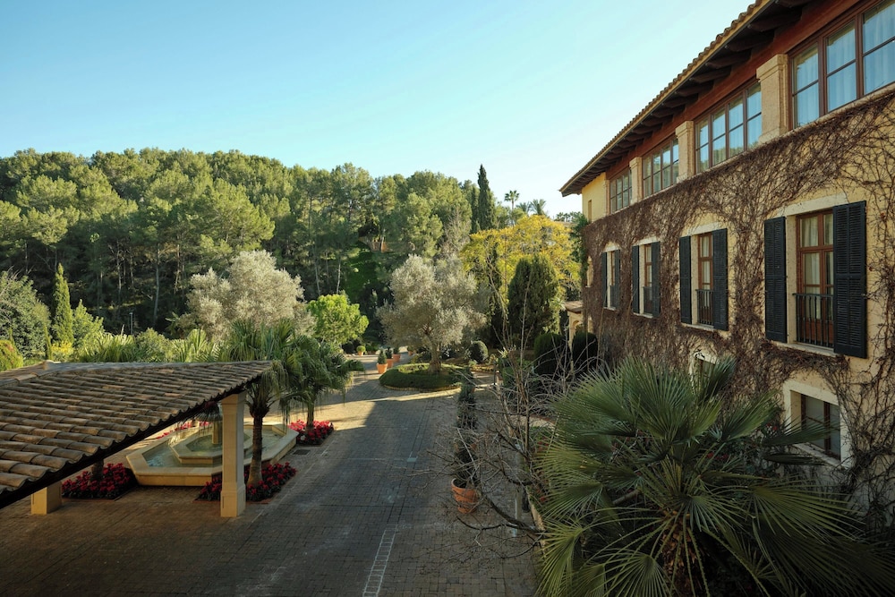 Sheraton Mallorca Arabella Golf Hotel — Hotel building in Palma de Mallorca, Balearic Islands