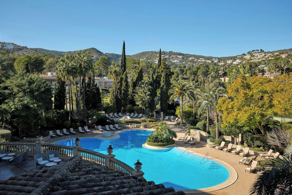 Sheraton Mallorca Arabella Golf Hotel — Swimming pool in Palma de Mallorca, Balearic Islands