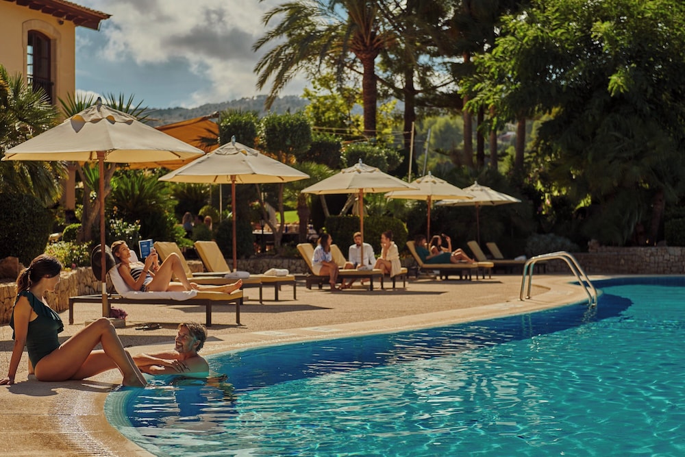 Sheraton Mallorca Arabella Golf Hotel — Swimming pool in Palma de Mallorca, Balearic Islands
