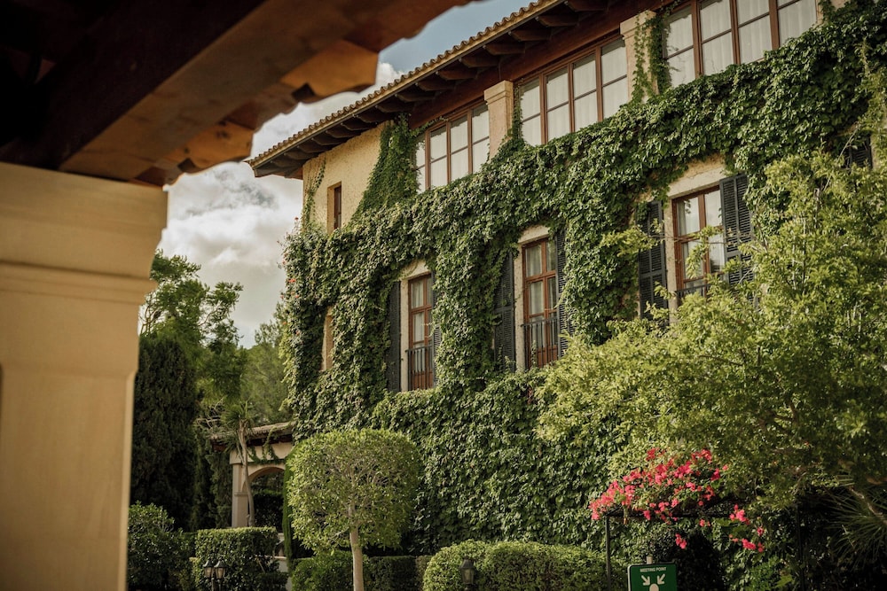 Sheraton Mallorca Arabella Golf Hotel — Hotel building in Palma de Mallorca, Balearic Islands