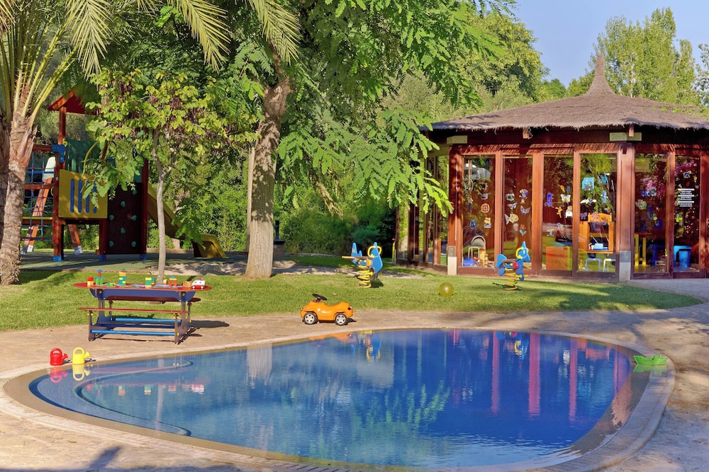 Sheraton Mallorca Arabella Golf Hotel — Swimming pool in Palma de Mallorca, Balearic Islands