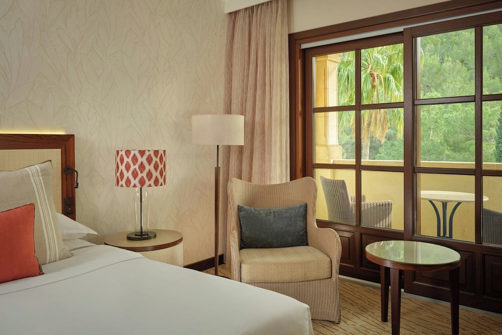 Sheraton Mallorca Arabella Golf Hotel — Hotel rooms in Palma de Mallorca, Balearic Islands