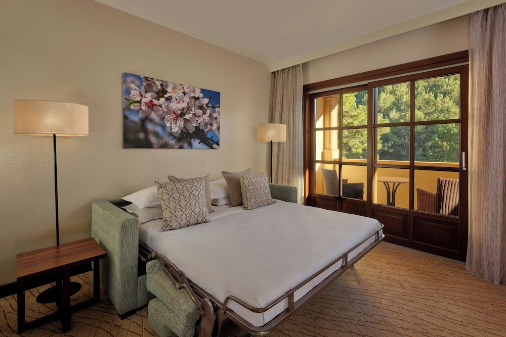 Sheraton Mallorca Arabella Golf Hotel — Hotel rooms in Palma de Mallorca, Balearic Islands