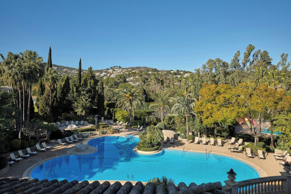 Sheraton Mallorca Arabella Golf Hotel — Swimming pool in Palma de Mallorca, Balearic Islands