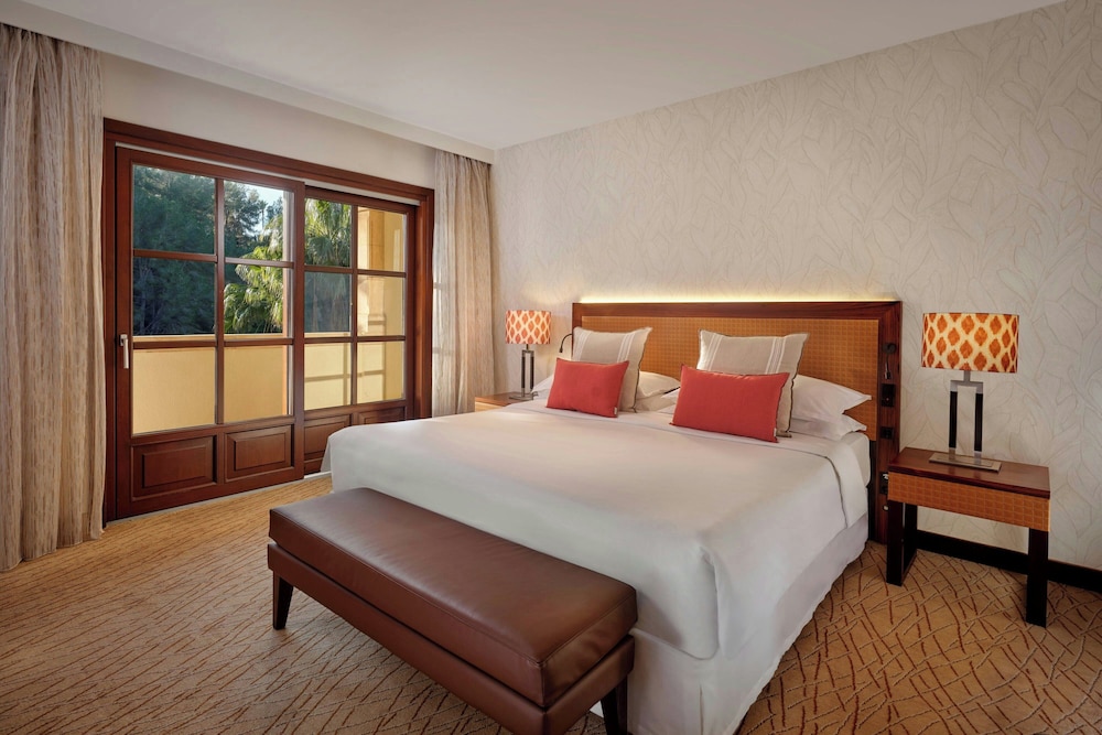 Sheraton Mallorca Arabella Golf Hotel — Hotel rooms in Palma de Mallorca, Balearic Islands