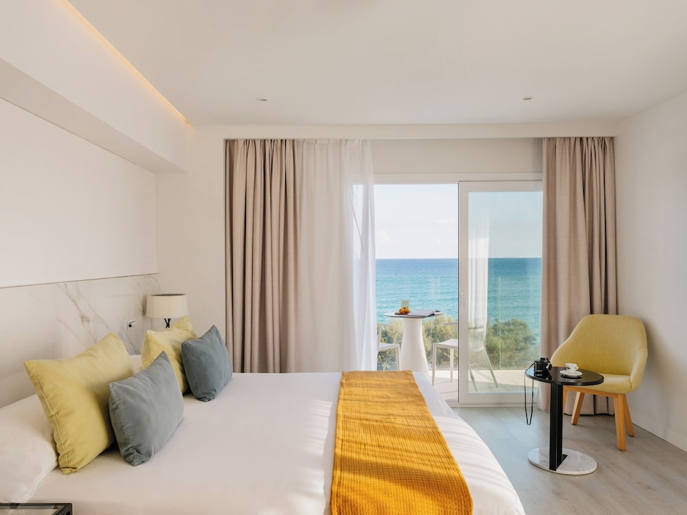 MIM Mallorca Member of Meliá Collection — Hotel rooms in S'Illot, Balearic Islands