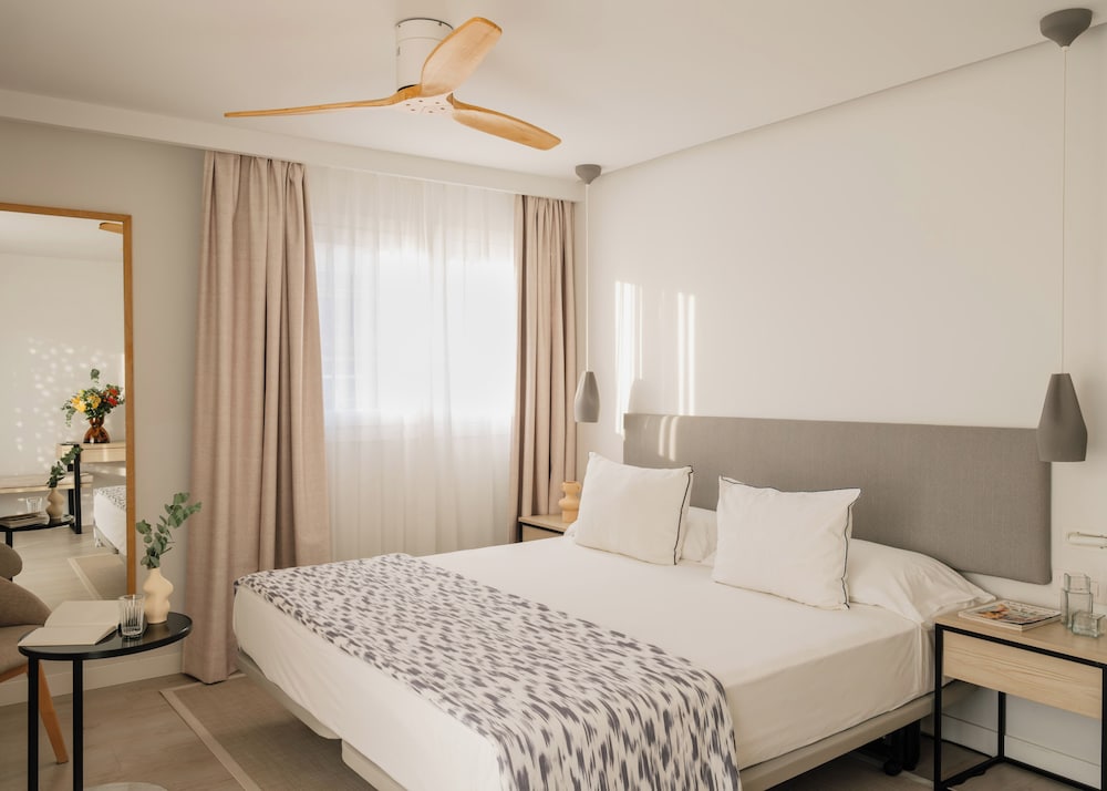 MIM Mallorca Member of Meliá Collection — Hotel rooms in S'Illot, Balearic Islands