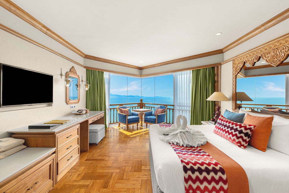 Royal Cliff Beach Hotel Pattaya — Hotel rooms in Pattaya, Chonburi